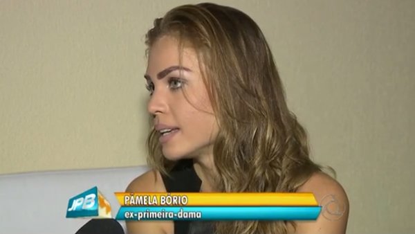 Se filtran en Internet fotos íntimas de la sexy periodista Pâmela Bório